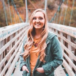 Meet your Posher, Julia